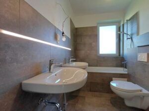 20250429_161745_resized_1