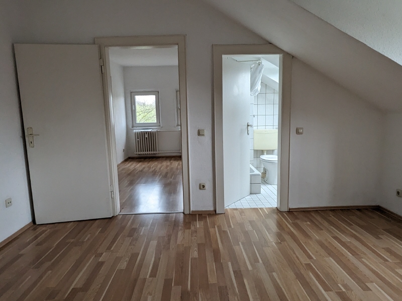 WILLKOMMEN! Top sanierte Singlewohnung! Garten! PKW-Stellplatz - Photo 5