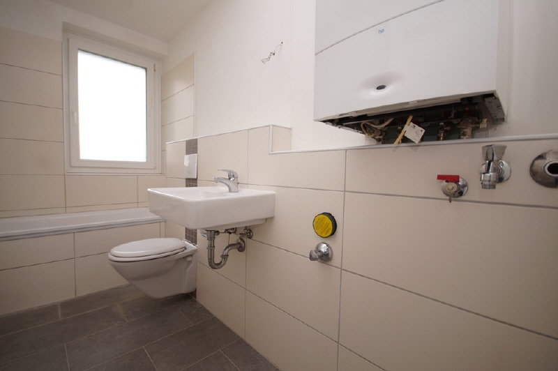 Moderne Wohnung mit Einbauküche! - Photo 4