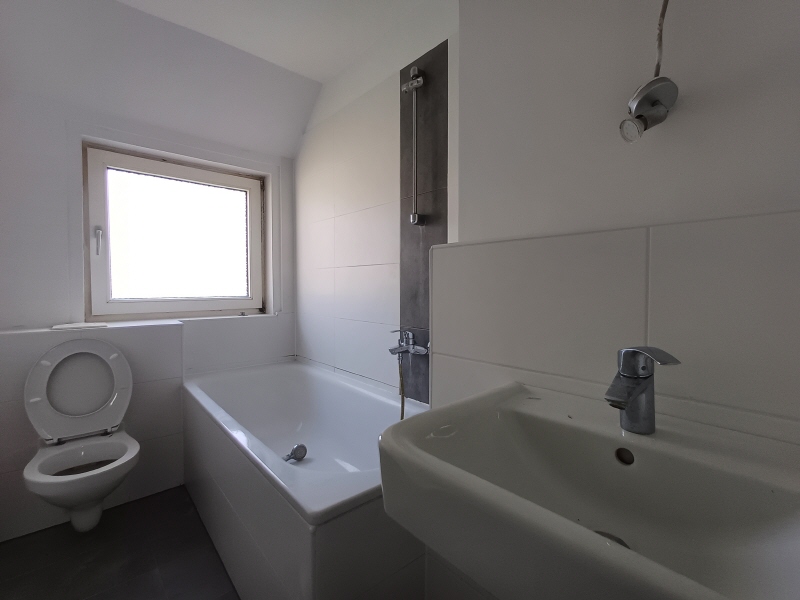 renoviertes Dachgeschoss - Photo 3