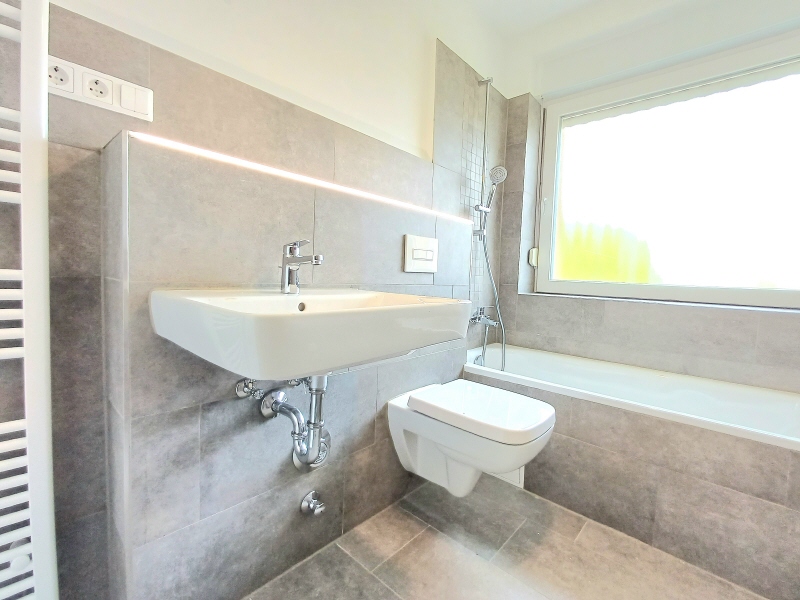 4-Zimmer-Wohnung mit Balkon - Photo 2