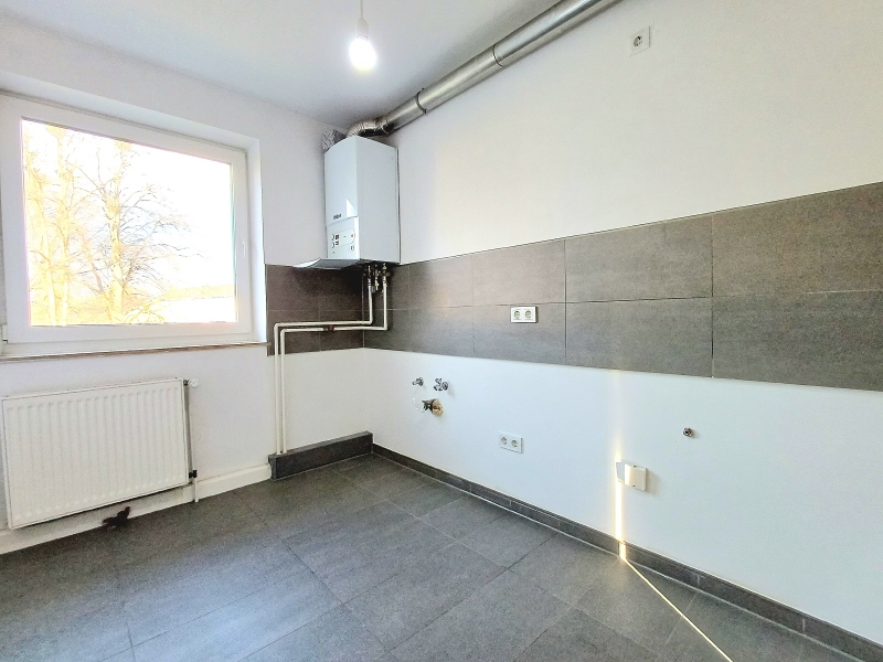 Lichtdurchflutete 3-Zimmer-Wohnung mit Einbauküche! - Photo 4