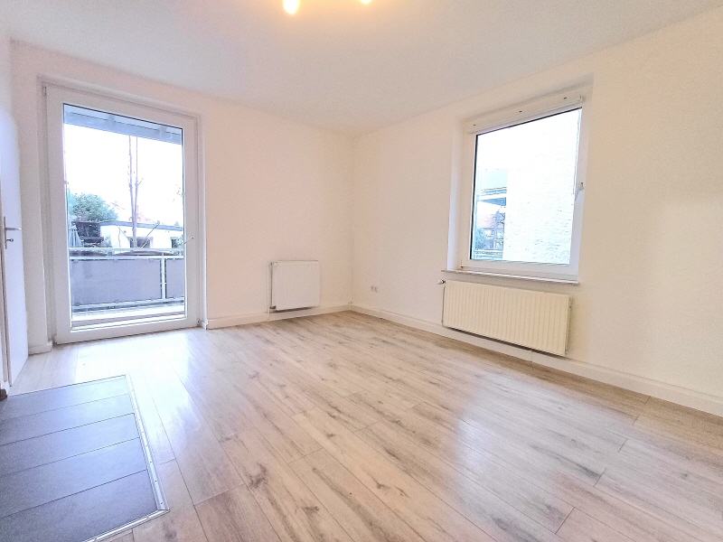 Zentrale Erdgeschosswohnung mit Balkon! - Photo 2