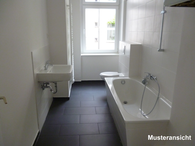 Wohnen in Friedrichsfelde: 2,5 Zimmer mit Top-Anbindung & Erholungsfaktor - Photo 1