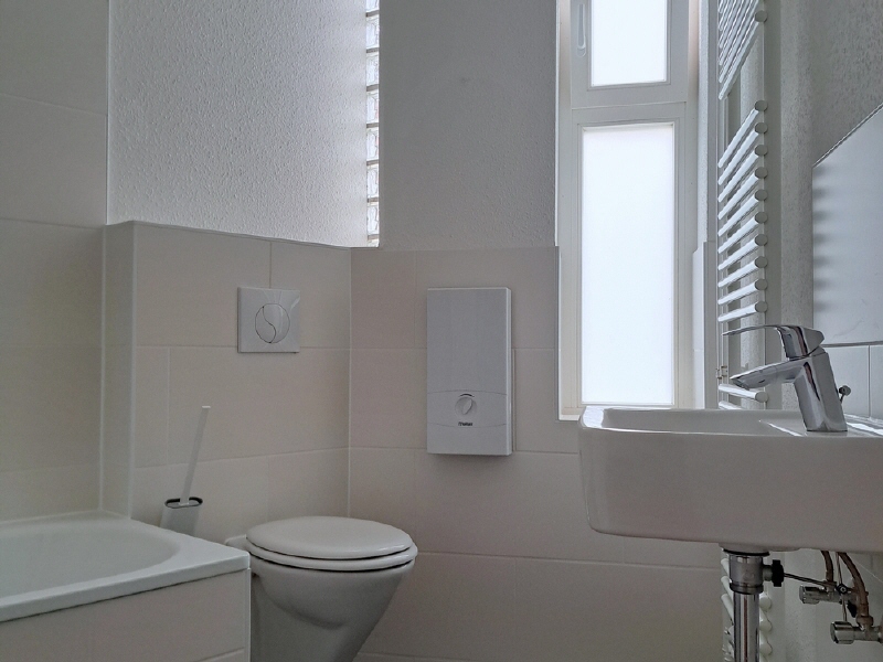 Moderne 2 Zimmer Wohnung nahe dem Sachsentor! - Photo 2
